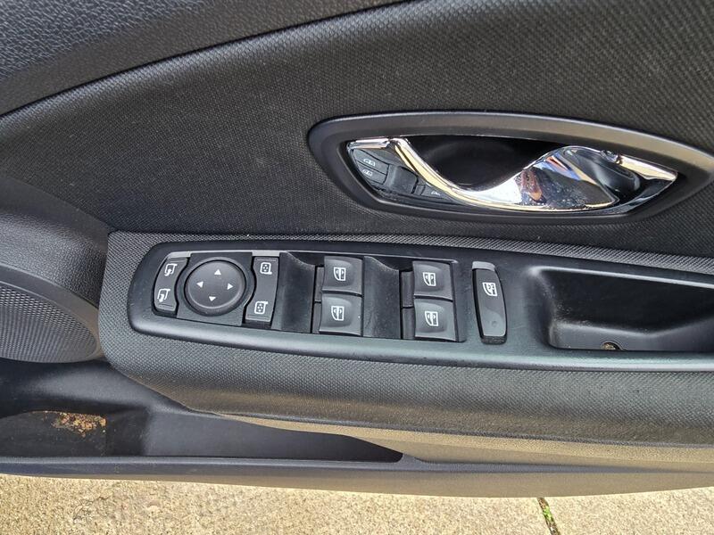 Used Renault Megane 2014 for sale - 77658306: Photo 11