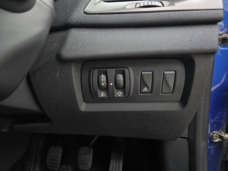 Used Renault Megane 2014 for sale - 77658306: Photo 12