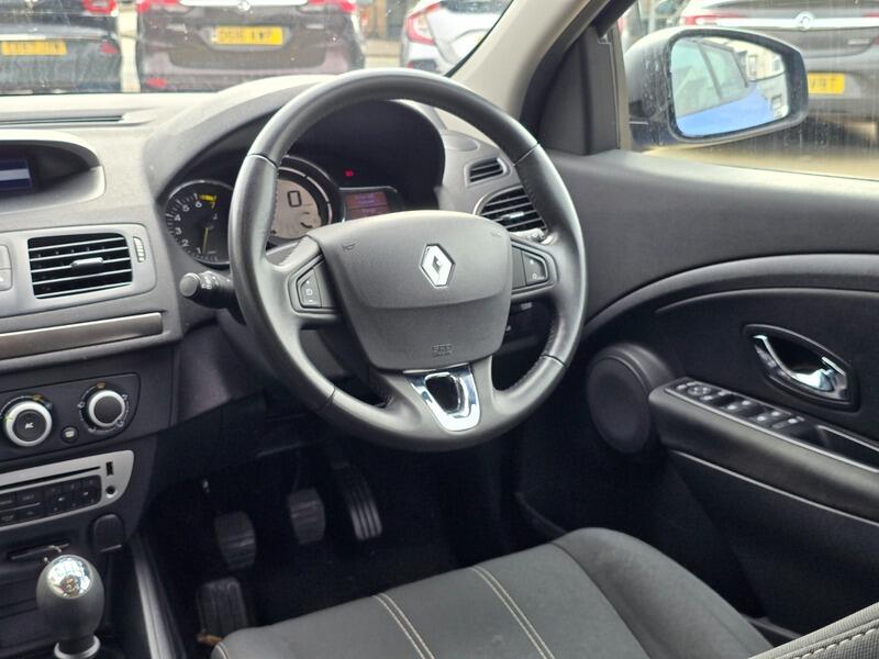 Used Renault Megane 2014 for sale - 77658306: Photo 17