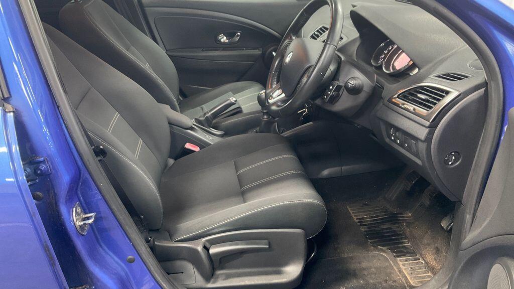 Used Renault Megane 2014 for sale - 77658306: Photo 7