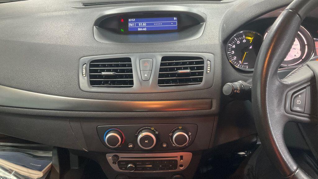 Used Renault Megane 2014 for sale - 77658306: Photo 8