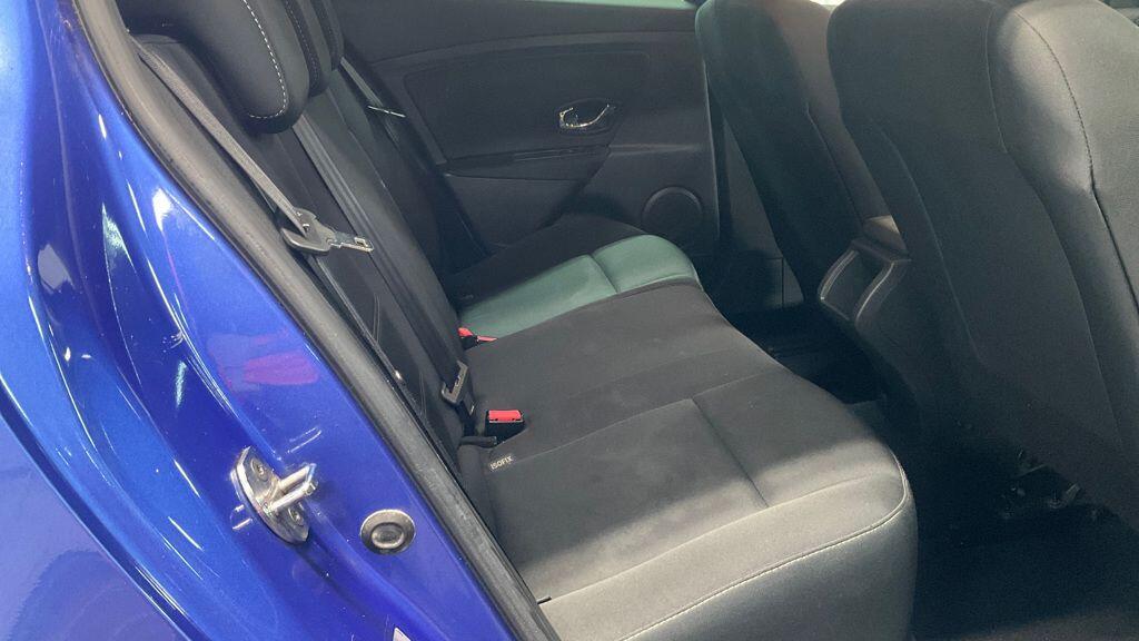 Used Renault Megane 2014 for sale - 77658306: Photo 9