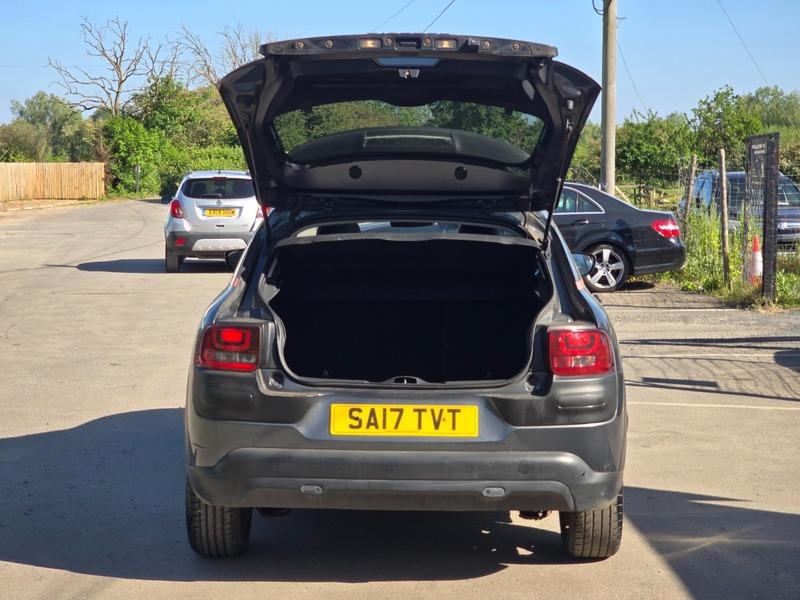 Used Citroen C4 Cactus 2017 for sale - 76572140: Photo 10