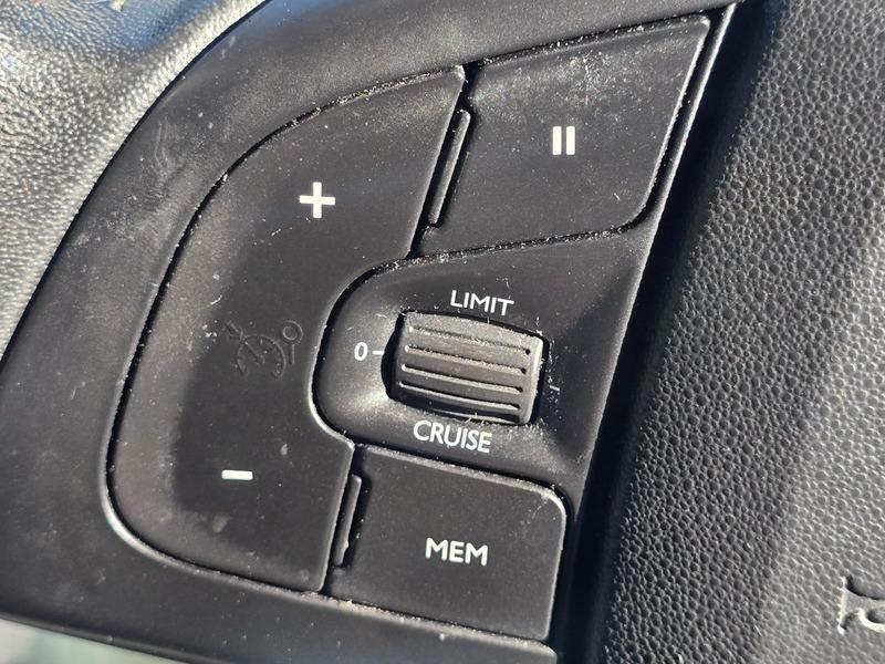 Used Citroen C4 Cactus 2017 for sale - 76572140: Photo 18