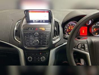 Used Vauxhall Zafira 2016 for sale - 77351347: Photo