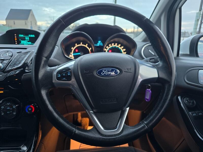Used Ford Fiesta 2015 for sale - 76913862: Photo 12