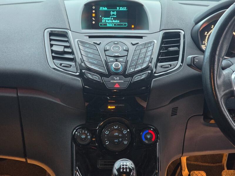 Used Ford Fiesta 2015 for sale - 76913862: Photo 13