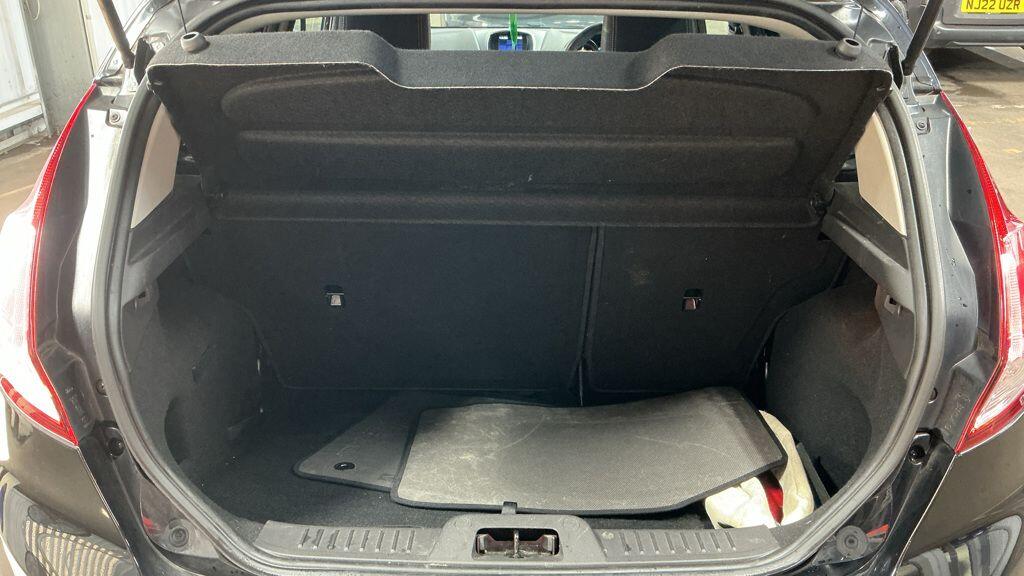 Used Ford Fiesta 2015 for sale - 78007412: Photo 10