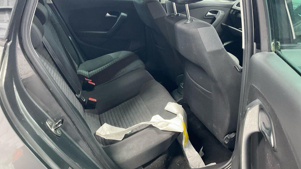 Used Volkswagen Polo 2014 for sale - 77305660: Photo 10