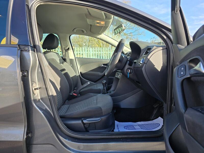 Used Volkswagen Polo 2014 for sale - 77305660: Photo 13