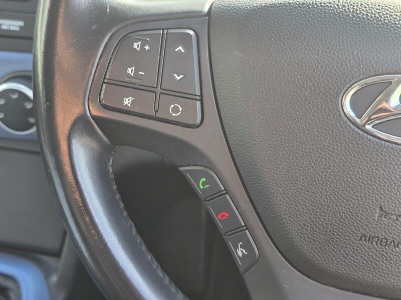 Used Hyundai i10 2014 for sale - 77625191: Photo 28