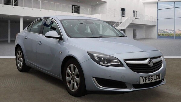 Used Vauxhall Insignia 2016 for sale - 76239799: Photo 1