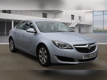 Vauxhall - Insignia