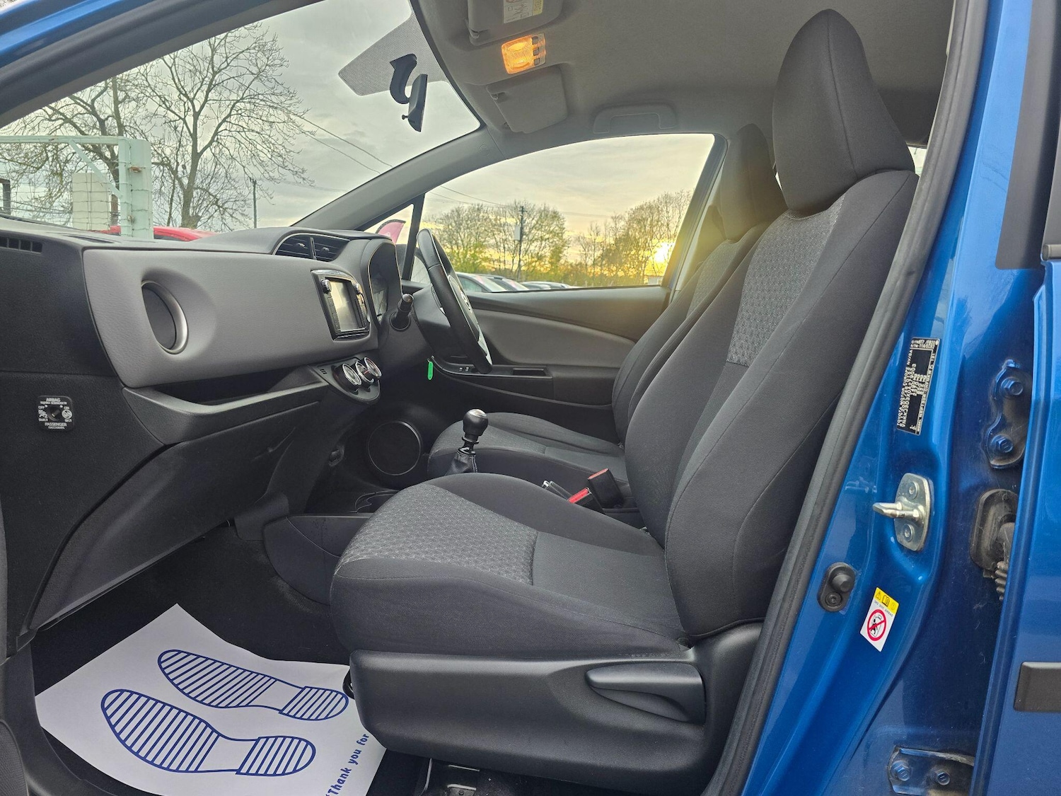 Used Toyota Yaris 2015 for sale - 76573671: Photo 12