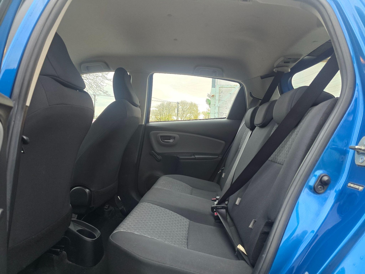 Used Toyota Yaris 2015 for sale - 76573671: Photo 13