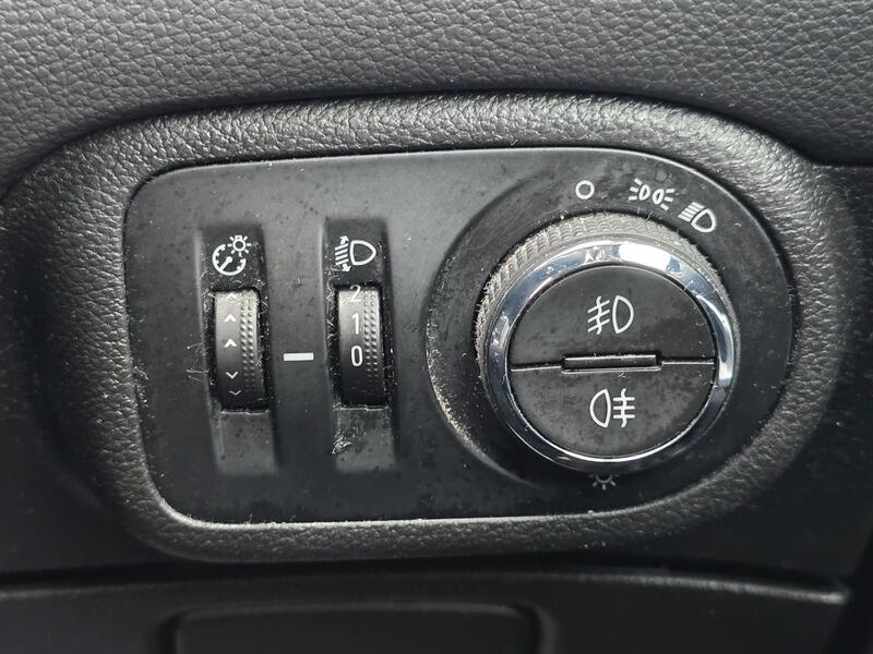 Used Vauxhall Zafira 2016 for sale - 77559590: Photo 30