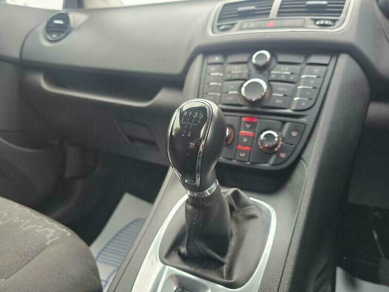 Used Vauxhall Meriva 2015 for sale - 76573092: Photo 24