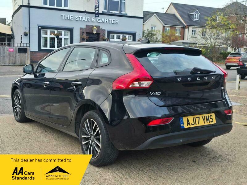 Used Volvo V40 2017 for sale - 76666610: Photo 5