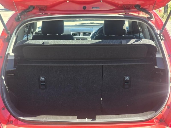 Used Suzuki Swift 2014 for sale - 74596649: Photo 10