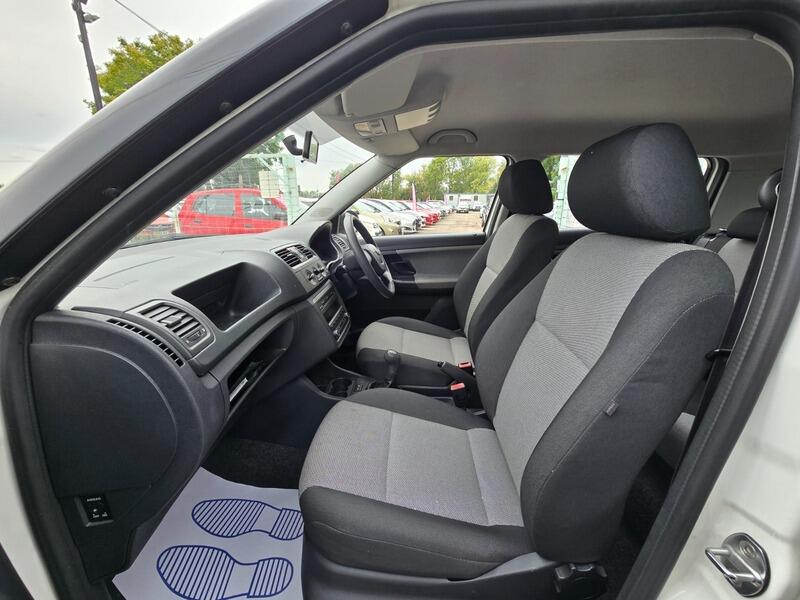 Used Skoda Fabia 2012 for sale - 76109680: Photo 19