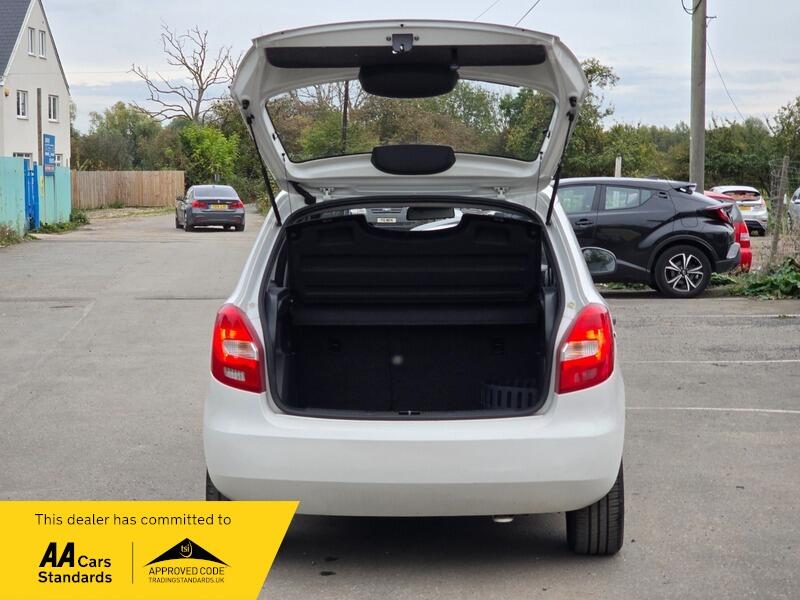 Used Skoda Fabia 2012 for sale - 76109680: Photo 9