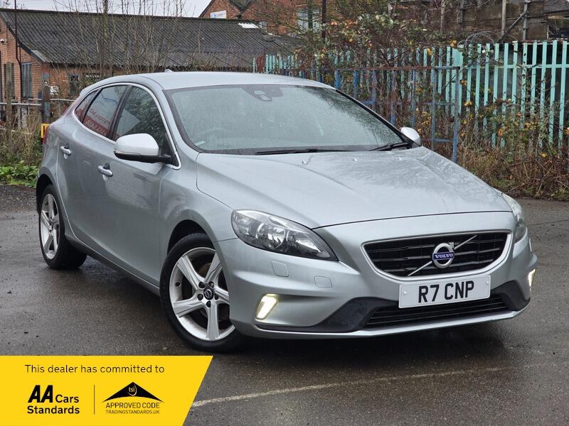 Used Volvo V40 2016 for sale - 76952346: Photo 1