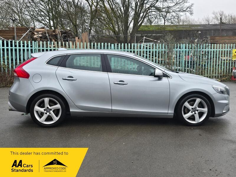 Used Volvo V40 2016 for sale - 76952346: Photo 10
