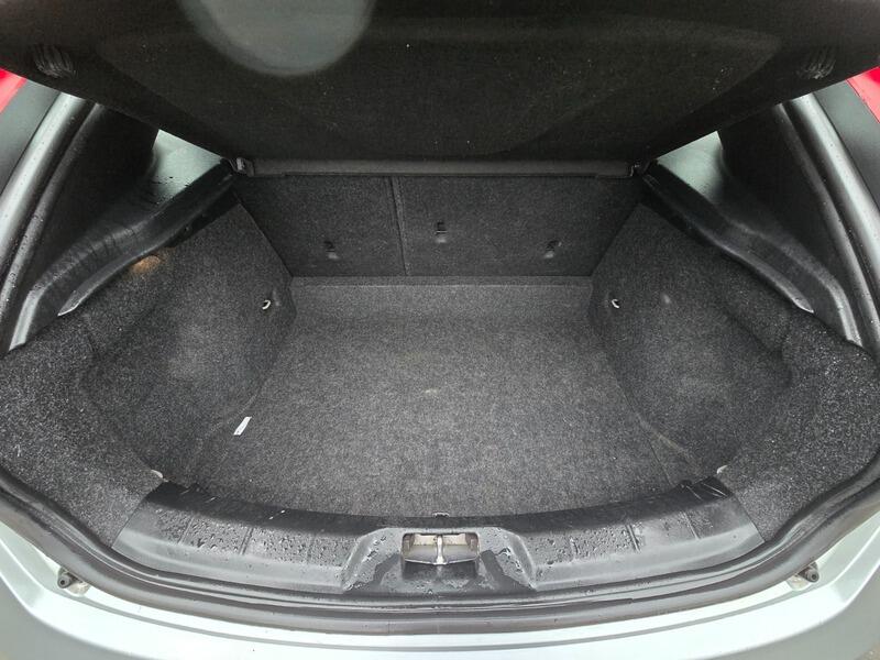 Used Volvo V40 2016 for sale - 76952346: Photo 11