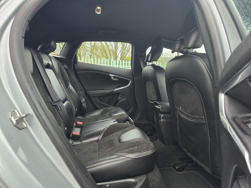 Used Volvo V40 2016 for sale - 76952346: Photo 15