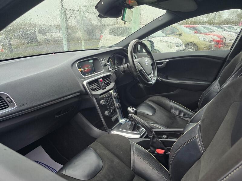 Used Volvo V40 2016 for sale - 76952346: Photo 17