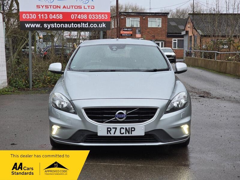 Used Volvo V40 2016 for sale - 76952346: Photo 2