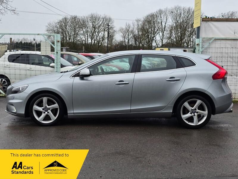 Used Volvo V40 2016 for sale - 76952346: Photo 6