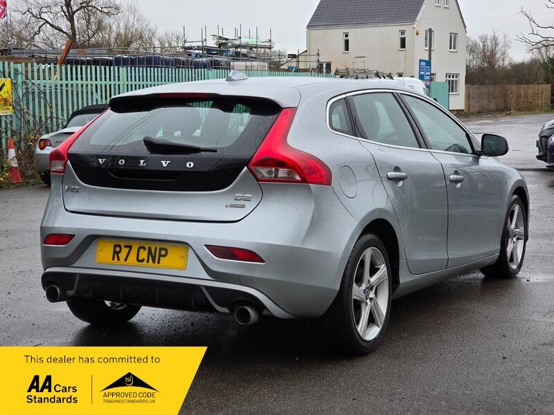 Used Volvo V40 2016 for sale - 76952346: Photo 9