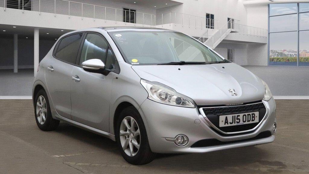 Used Peugeot 208 2015 for sale - 76645727: Photo 1