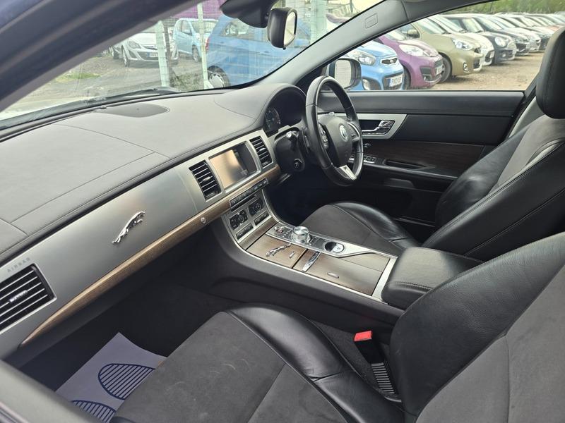 Used Jaguar XF 2012 for sale - 76573443: Photo 11