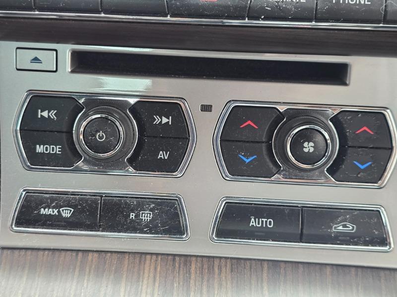 Used Jaguar XF 2012 for sale - 76573443: Photo 20