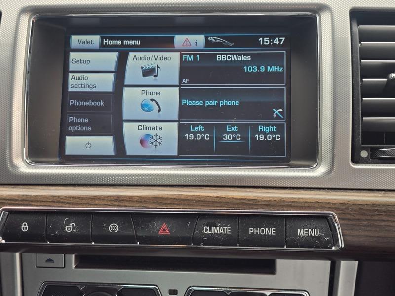 Used Jaguar XF 2012 for sale - 76573443: Photo 27