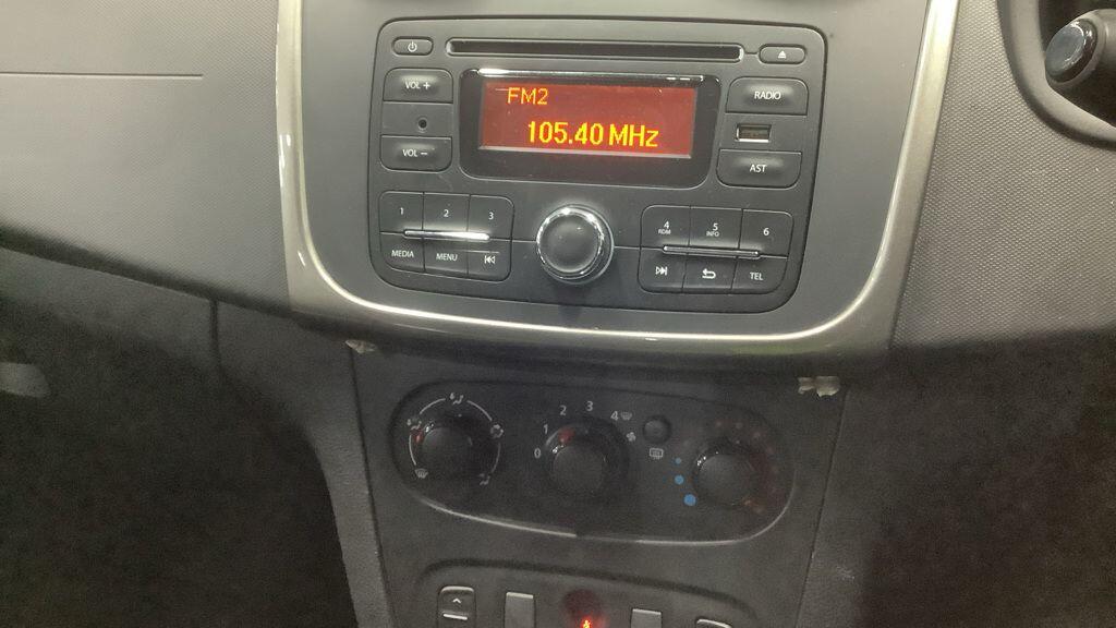 Used Dacia Sandero Stepway 2015 for sale - 77203777: Photo 4