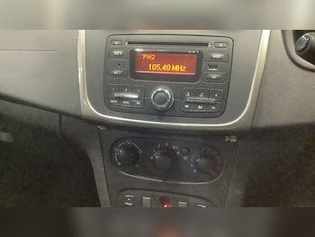 Used Dacia Sandero Stepway 2015 for sale - 77203777: Photo