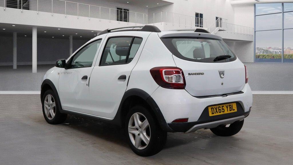 Used Dacia Sandero Stepway 2015 for sale - 77203777: Photo 5