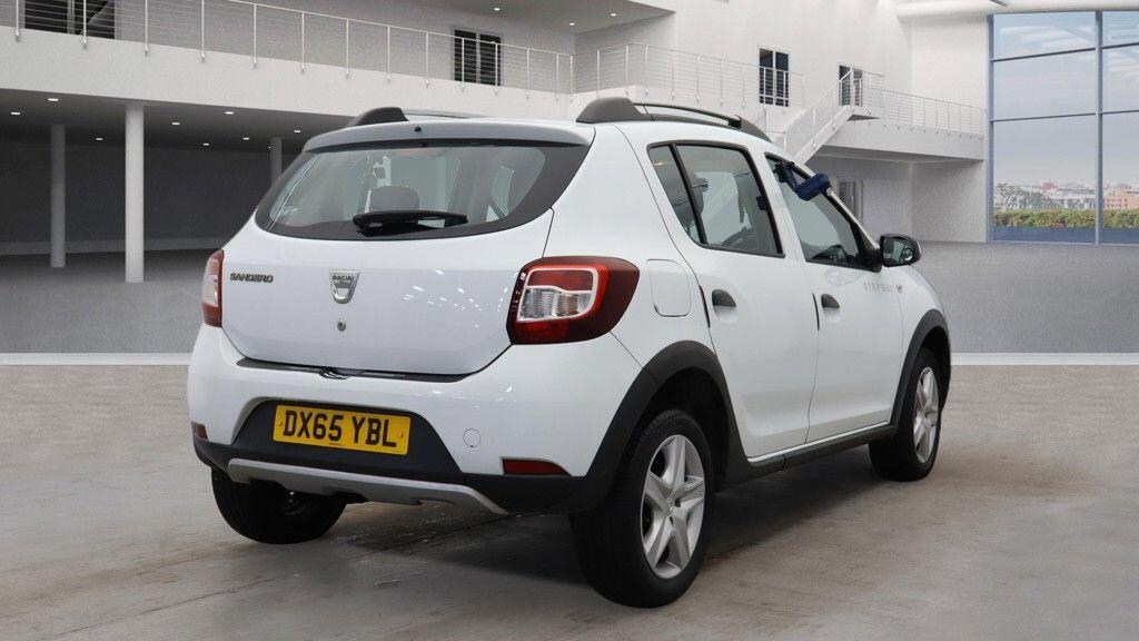 Used Dacia Sandero Stepway 2015 for sale - 77203777: Photo 6