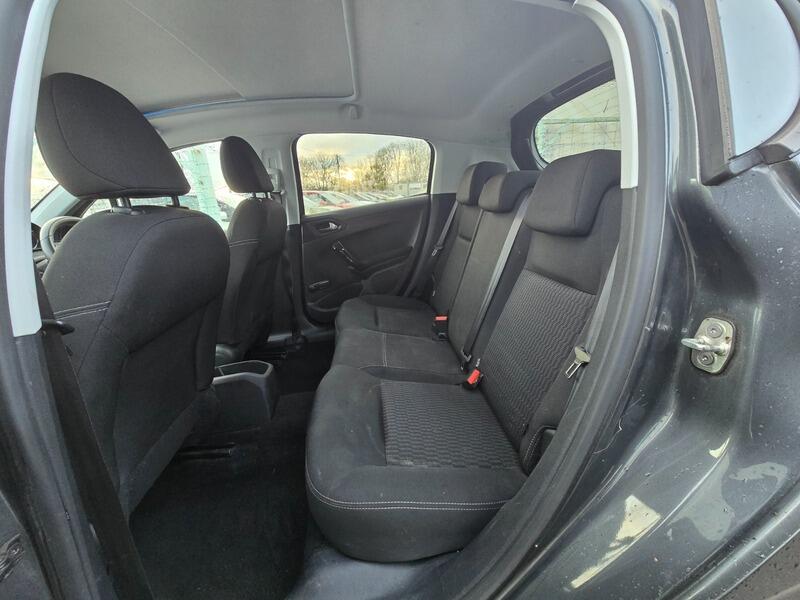 Used Peugeot 208 2014 for sale - 76728041: Photo 20
