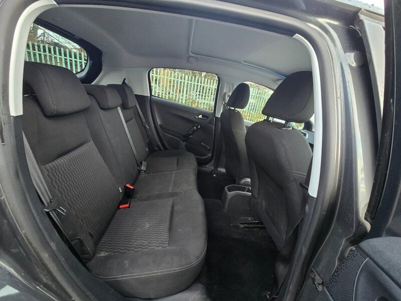 Used Peugeot 208 2014 for sale - 76728041: Photo 21
