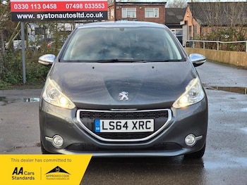 Used Peugeot 208 2014 for sale - 76728041: Photo