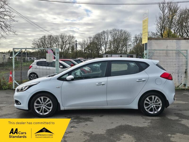 Used Kia Ceed 2014 for sale - 76572926: Photo 5