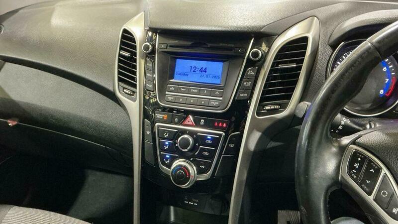 Used Hyundai i30 2014 for sale - 77386637: Photo 3