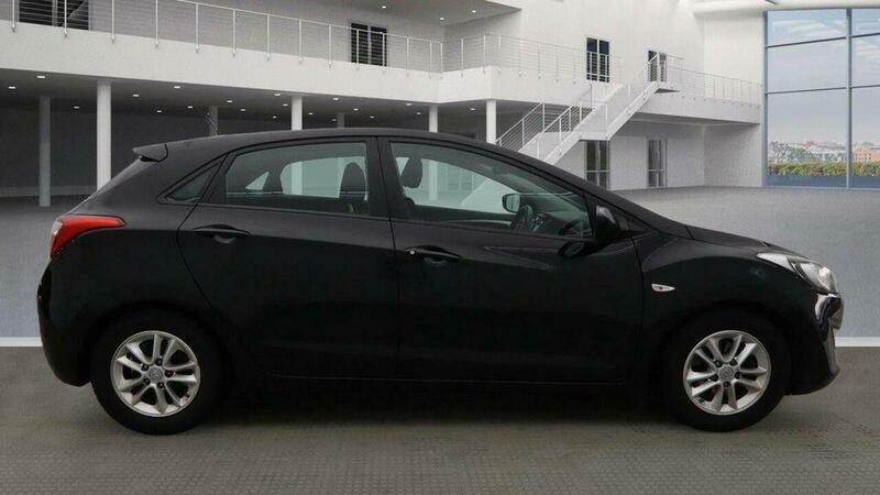 Used Hyundai i30 2014 for sale - 77386637: Photo 4