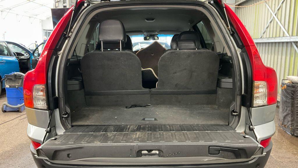 Used Volvo XC90 2011 for sale - 77657826: Photo 10