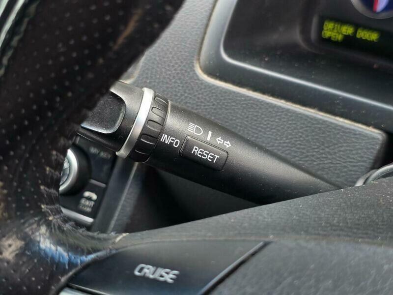 Used Volvo XC90 2011 for sale - 77657826: Photo 17