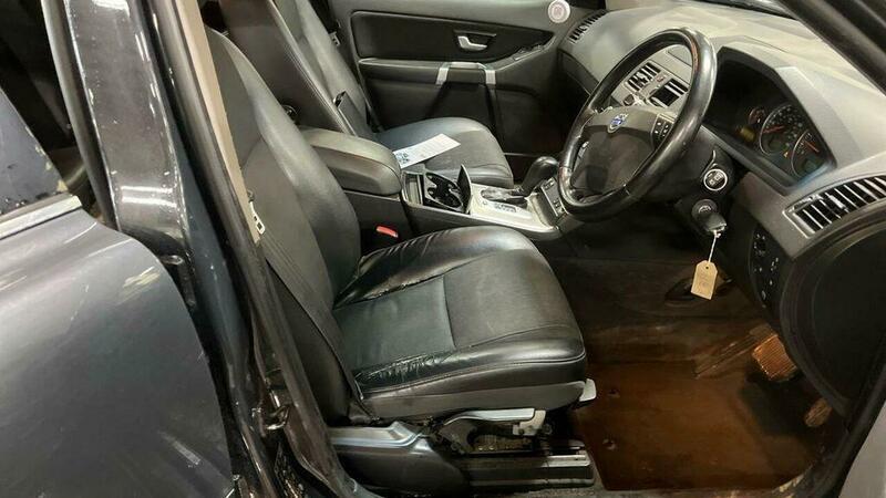 Used Volvo XC90 2010 for sale - 77468555: Photo 10